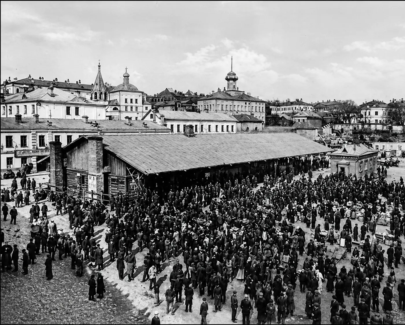 Исторический вид храма Трех Святителей