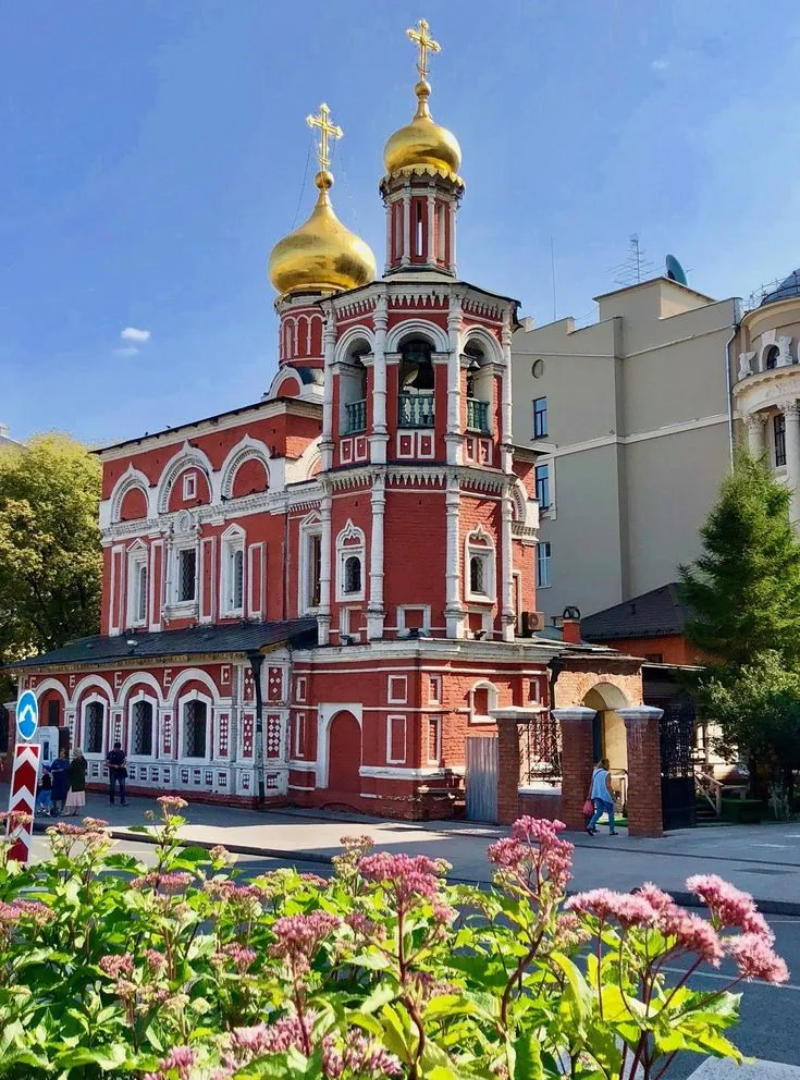 Храм Всех Святых на Кулишках
