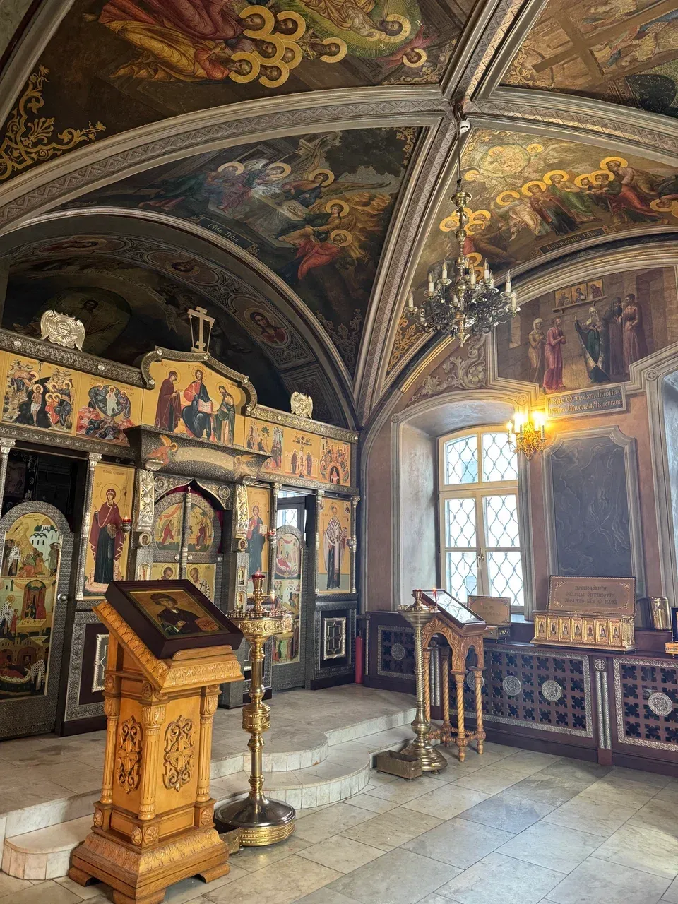 Храм святителя Николая в Подкопаях